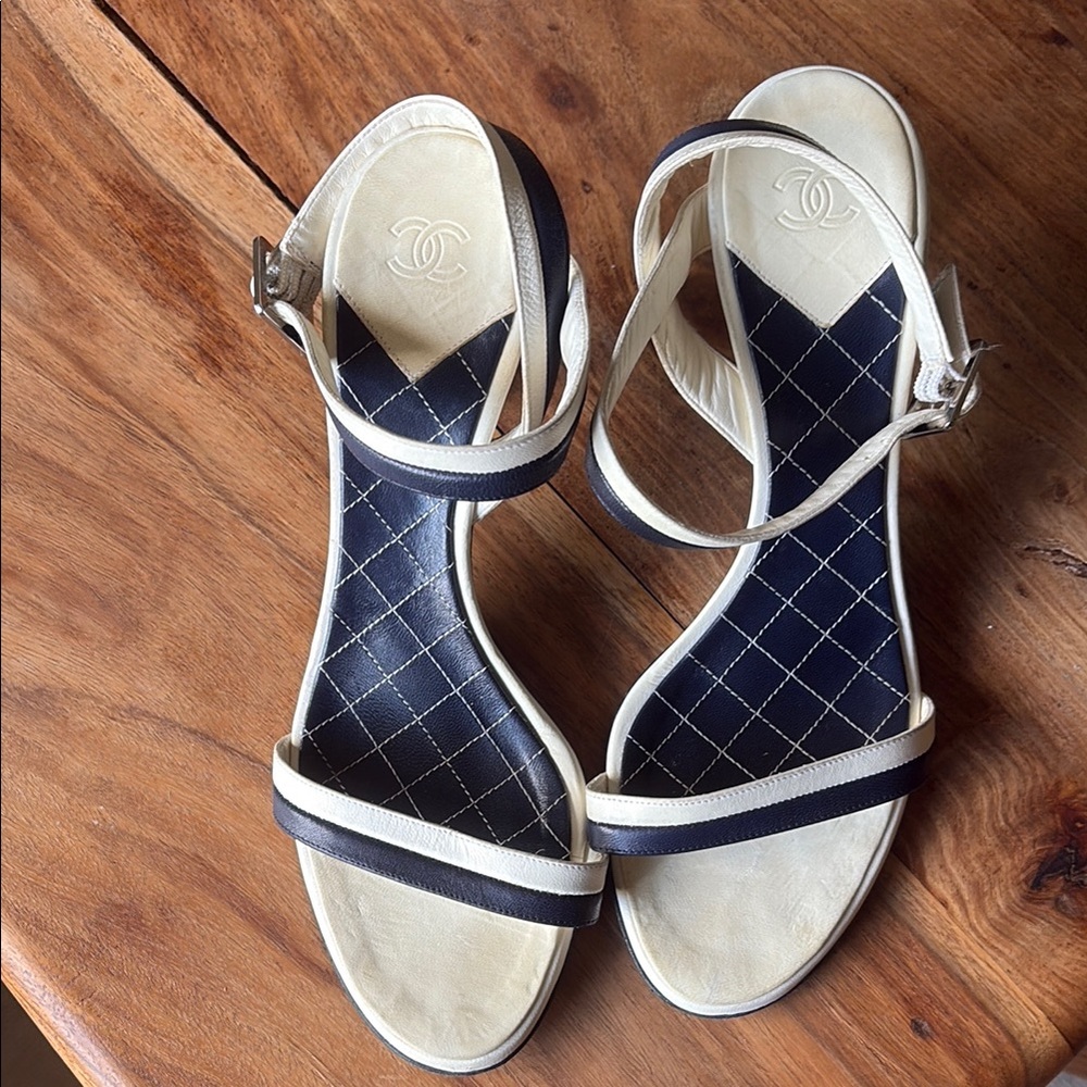 CHANEL Cream and Navy Quilted Ankle-Strap Sandals